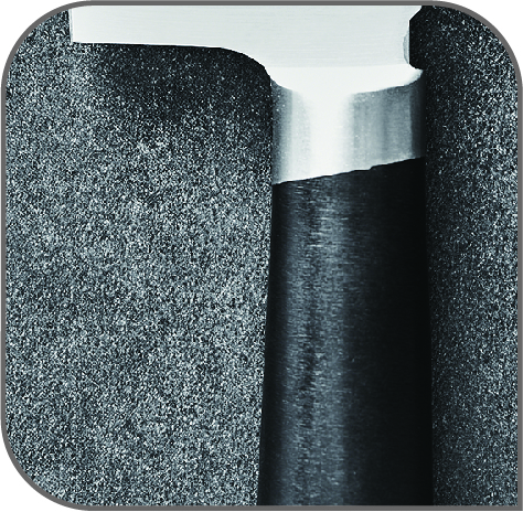 握りやすいハンドル
人間工学に基づいた握りやすいハンドルです。