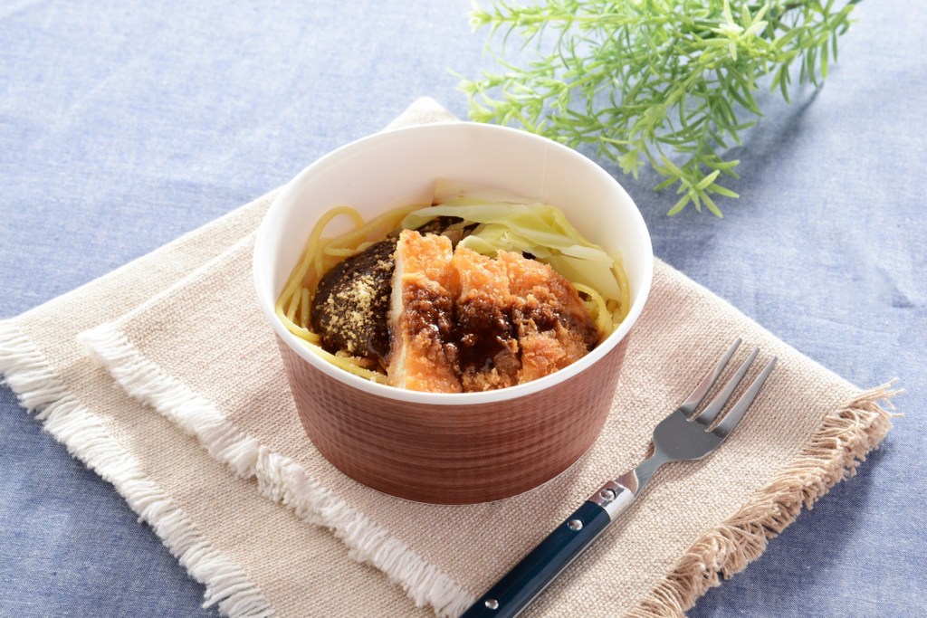 ゴーゴーカレー認定　ゴリ旨！チキンカツカレーパスタ