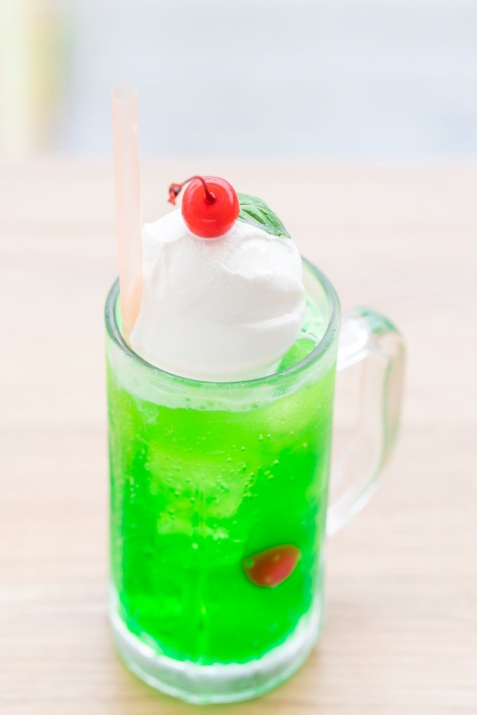 ジョッキでクリームソーダ